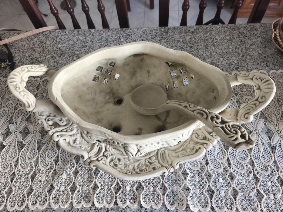 Peça decorativa para servir sopa