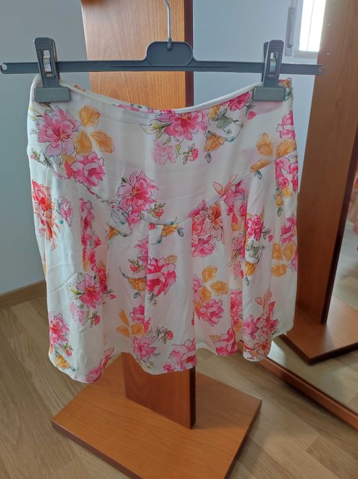 Mini saia de verão com motivos florais | Tezenis