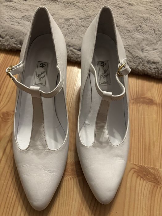 Buty na obcasach całe skórzane, włącznie z podeszwą