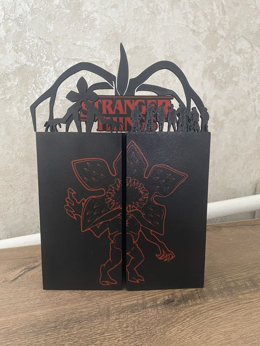 Стенд Stranger things для фігурок Дивні дива