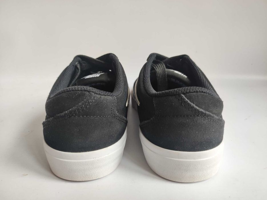 2- Nike SB Charge Suede  - Trampki r. 38