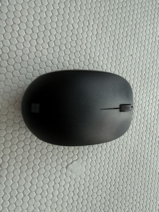 Teclado + Rato Microsoft Bluetooth Desktop PT