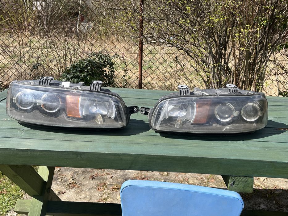 Komplet lamp Fiat Punto II