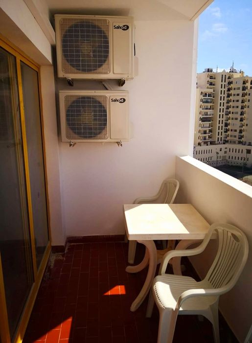 Algarve Praia da rocha 7m a pé da praia.