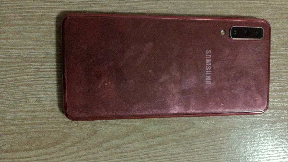 Продам Samsung Galaxy A7(2018)