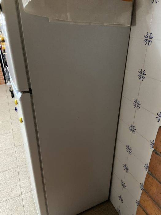 Frigorifico com congelador