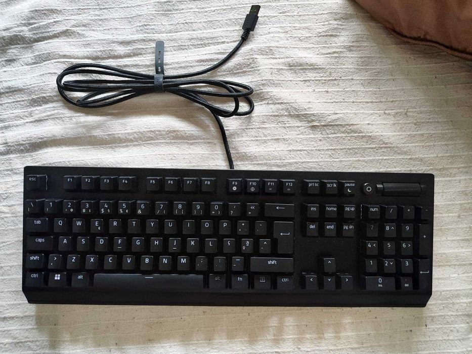 Razer BlackWidow V3 100% – Optical Green Switch – Good Condition64752396892803120