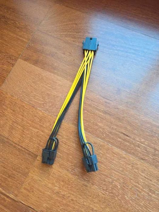 Cabo PCIE splitter