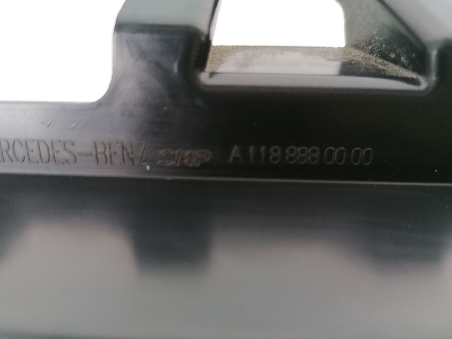 Grill Atrapa Mercedes CLA W 118 Oryginał