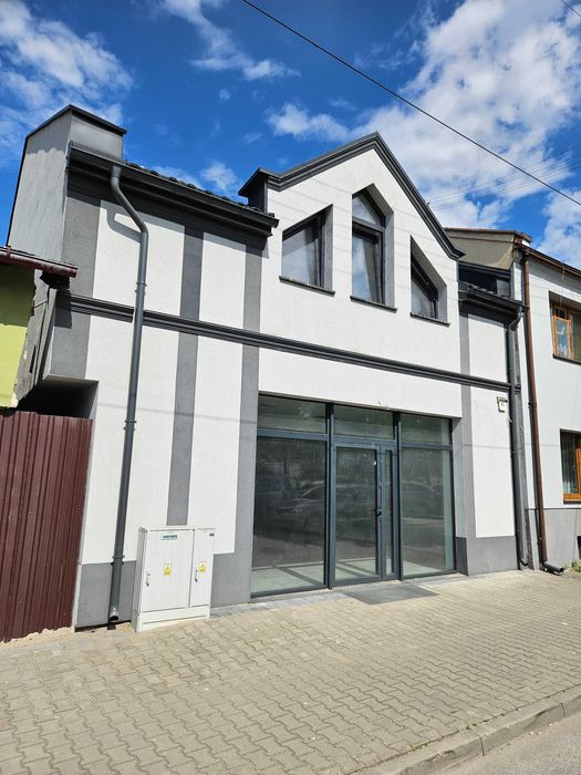 Wynajmę lokal handlowo-usługowy – 80 m²