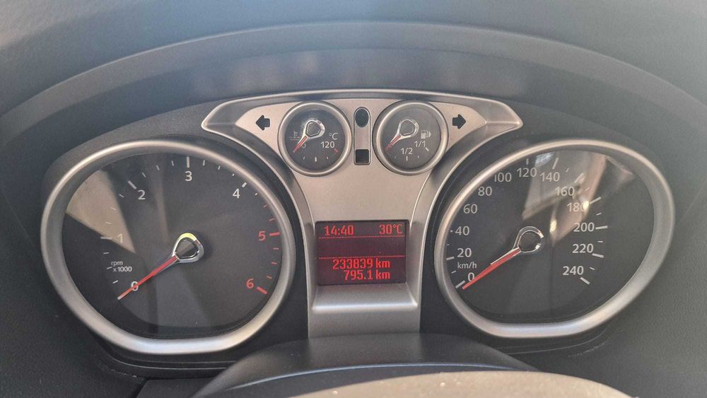 Ford Focus SW 1.6 TDCi Trend