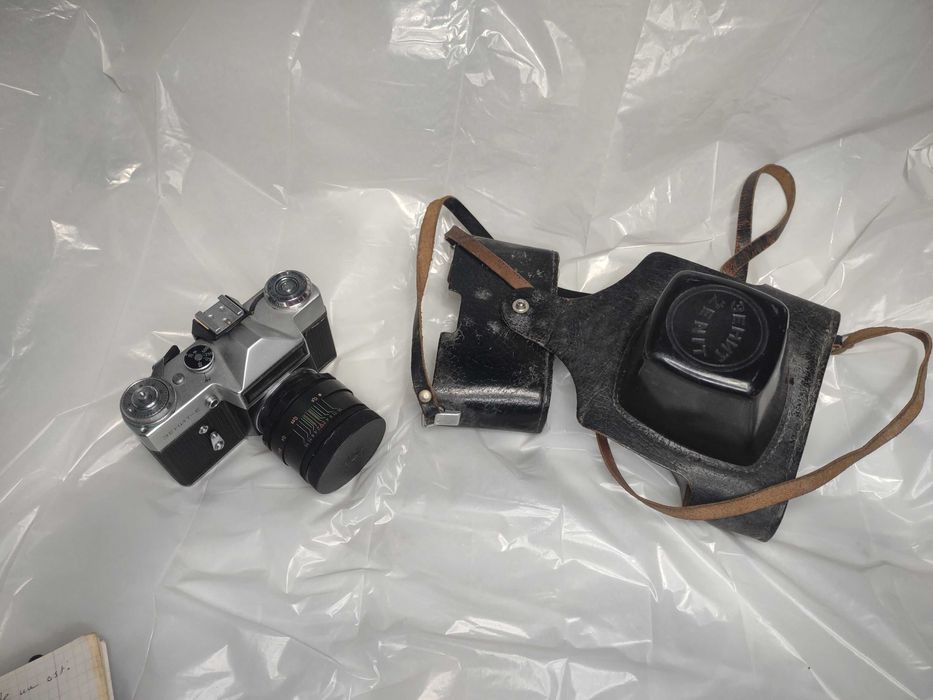 Zenit-e . Helios 44-2.