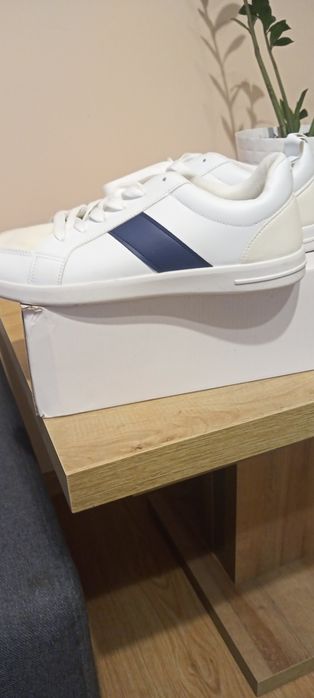 Adidasy niskie trampki