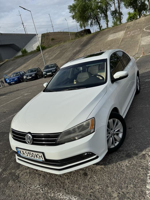 Продається Volkswagen Jetta SE 2015