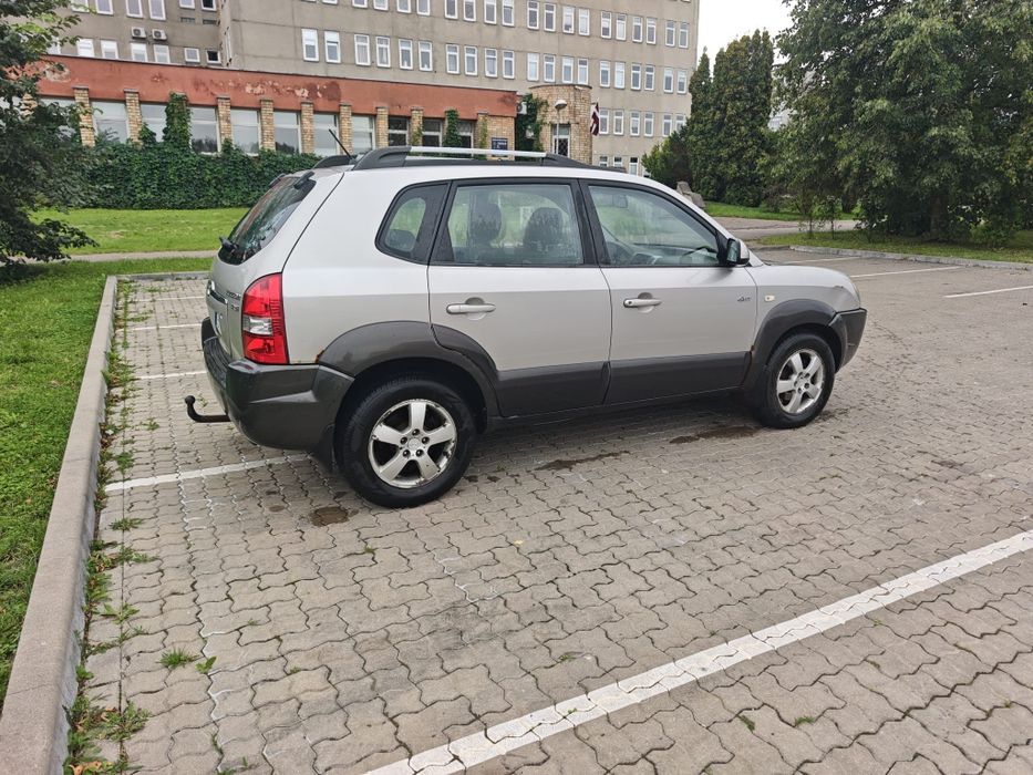 Продам для ЗСУ или Военному Хундай Тюксон 2007 г диз