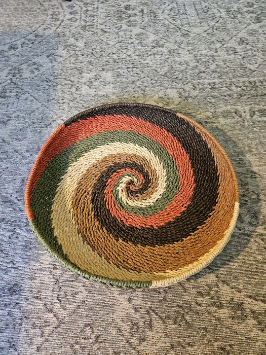 Cesta / prato decorativo em tecido