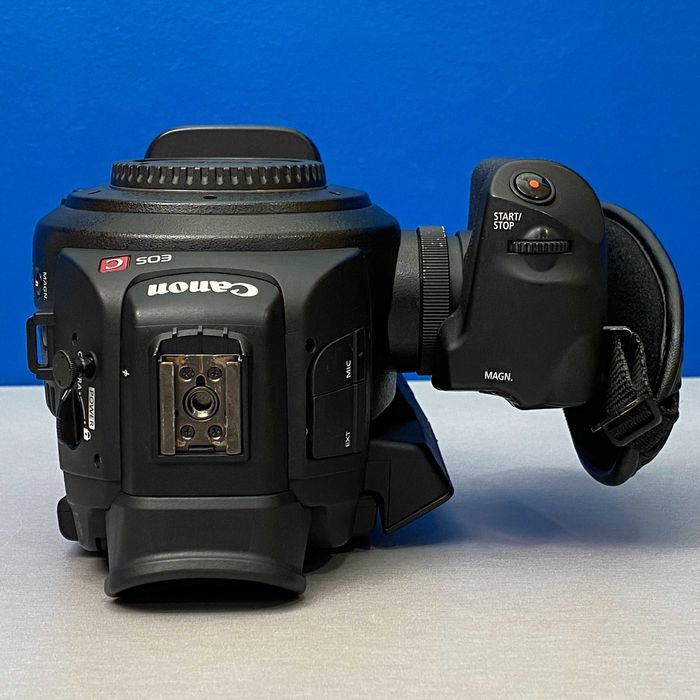 Canon EOS C100 (Super 35mm - 8.3MP - 1080P)