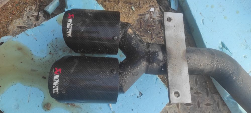 Escape Bmw e 92 com ponteira Akrapovic