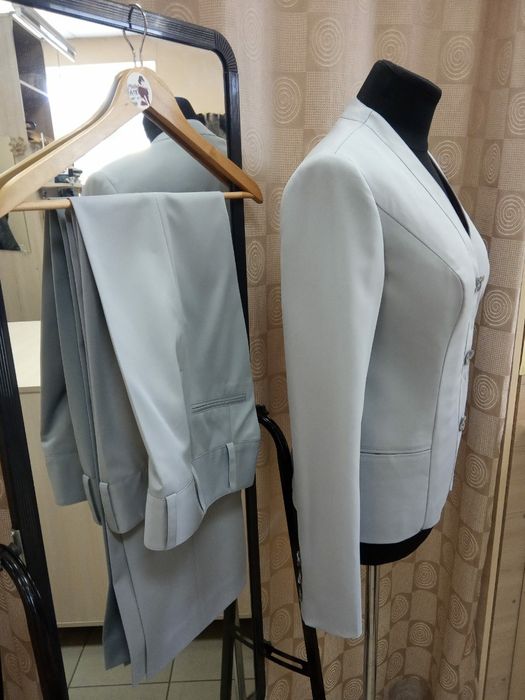 Платья и костюмы на заказ