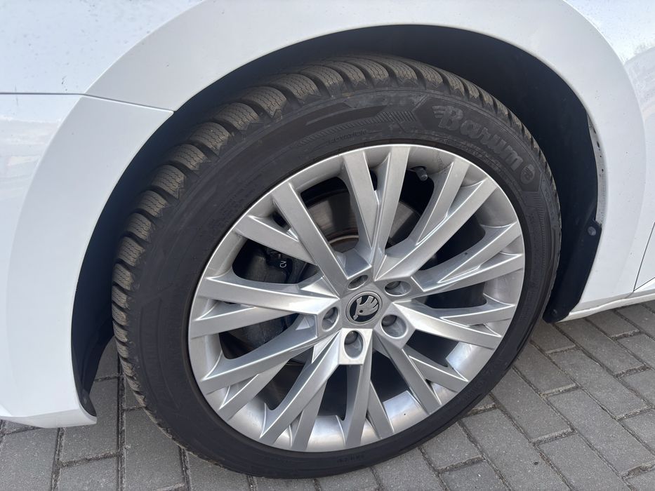 Skoda Superb 2020 Style