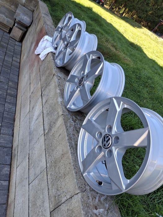Felgi Alusy Koła Opony alofelgi 16 cali ford golf volkswagen