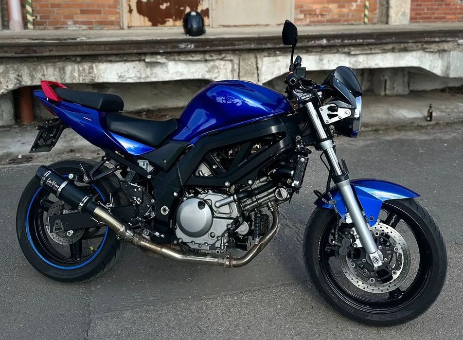 Suzuki SV Suzuki SV 650 N 2005 34KM (kat. A2) tuningowy wydech LeoVince