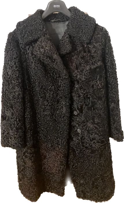 Futro damskie naturalne, karakuły, rozm. M stan idealny