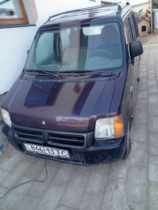 Сузукі вагон R+.   0.9 бензин 1998