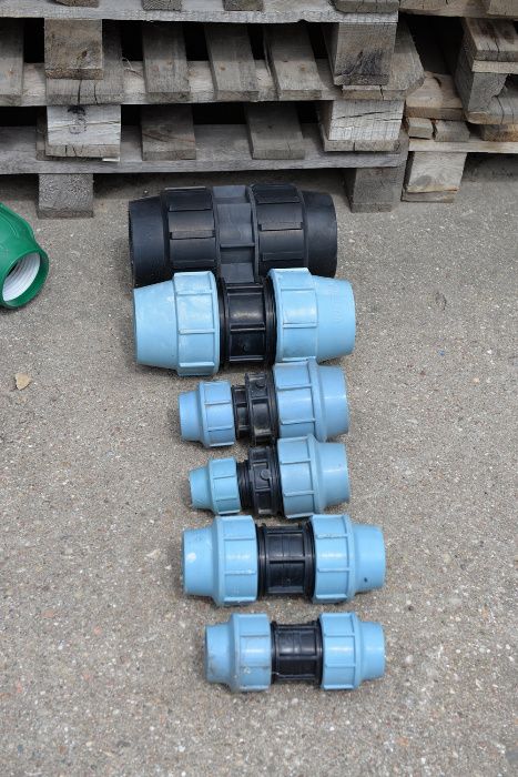 Złączki PE skręcane