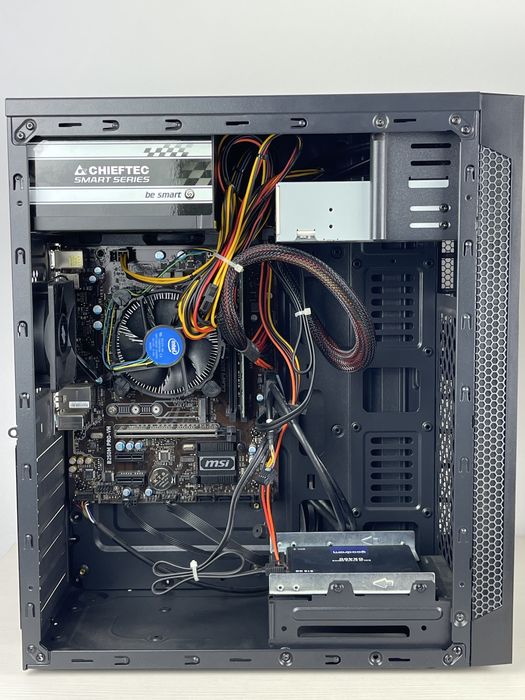 Komputer Intel Core i5-7400 SSD 480GB, RAM 8GB DDR4, Win 11 Home