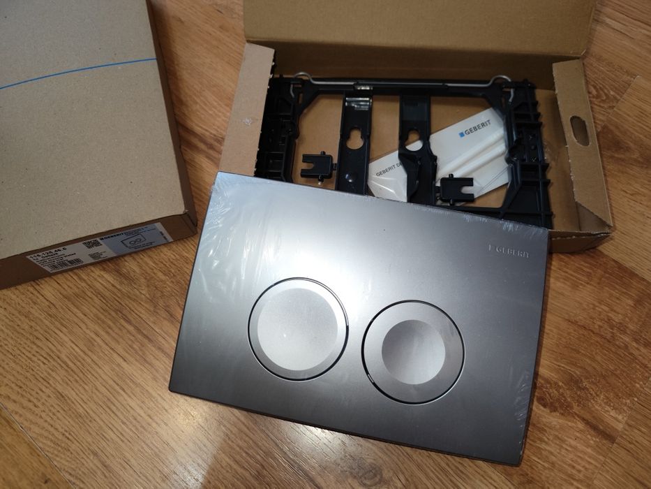 Przycisk Geberit Delta 25 chrom mat