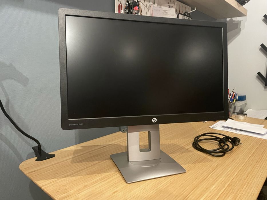 Monitor HP  EliteDisplay   E232