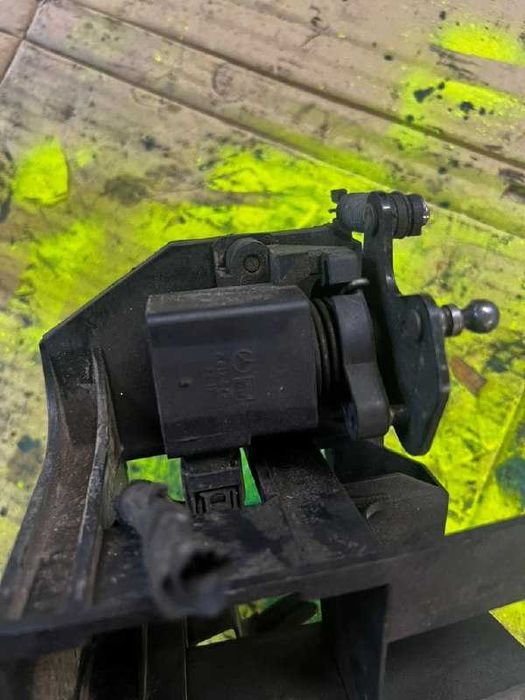 Газулька / датчик педали газа W163 ML 270 оригинал