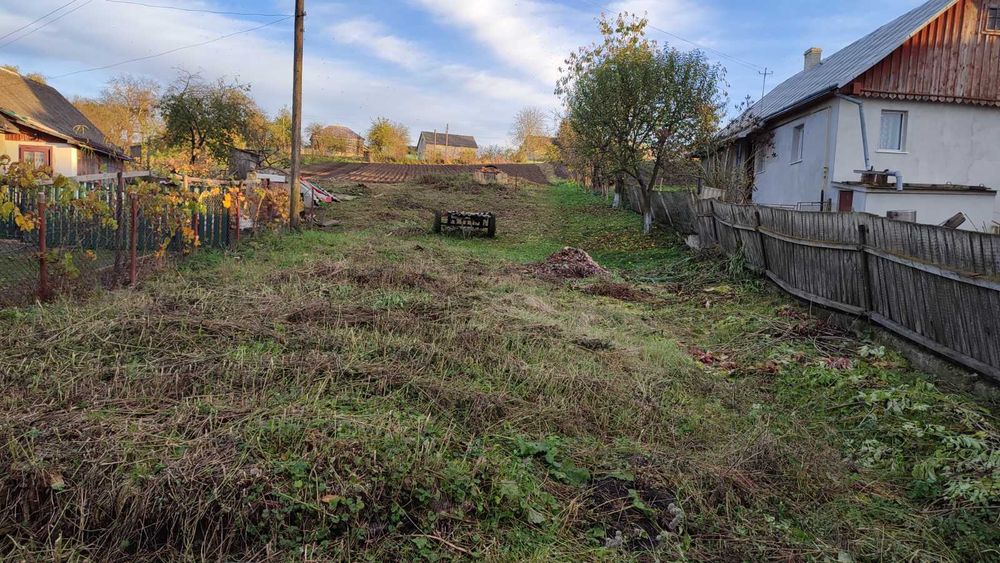 Земельна ділянка ОЖБ ( 25 сот ), з знесеним будинком с. Неслухів