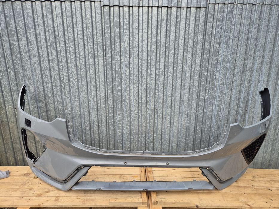 ZDERZAK przód przedni VOLVO XC60 II 2 LIFT FL R-DESIGN 2021