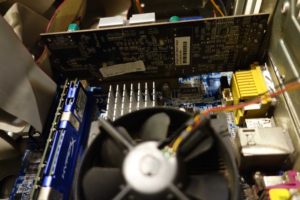 Retro PC - Asrock K7S41GX +FX5200, stacja dyskietek,