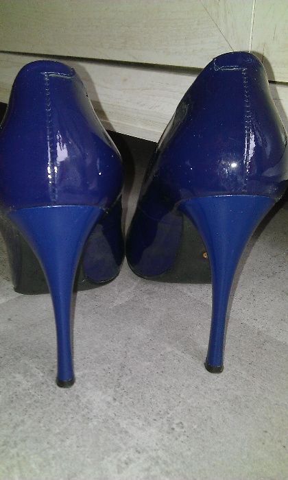 Venezia Szpilki  czółenka granatowe 37