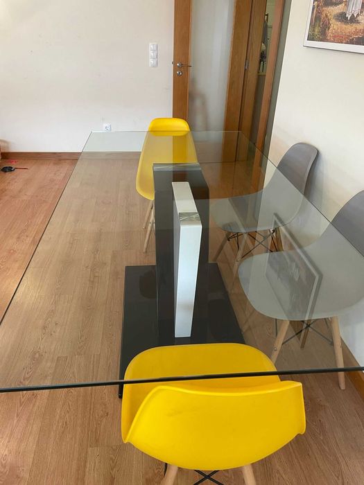 Vendo mesa de jantar