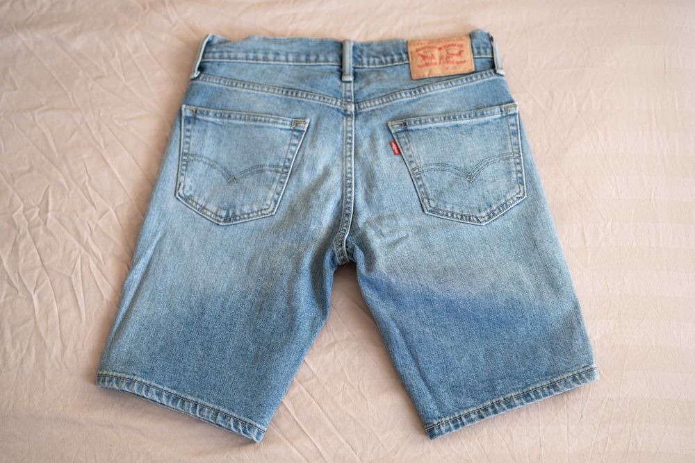 Чоловічі джинсові шорти Levis