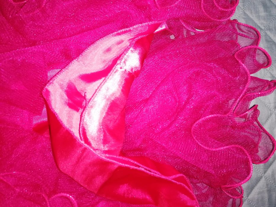 Śliczna sukienka weselna M/L