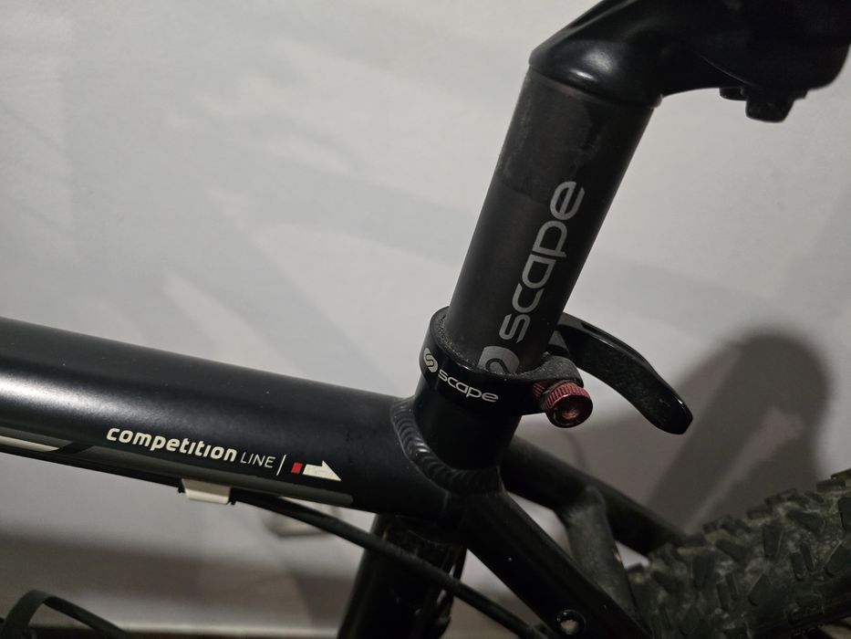 Bicicleta Cube Attention 26"