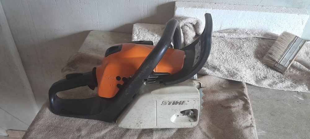 Бензопиля Щіль 181