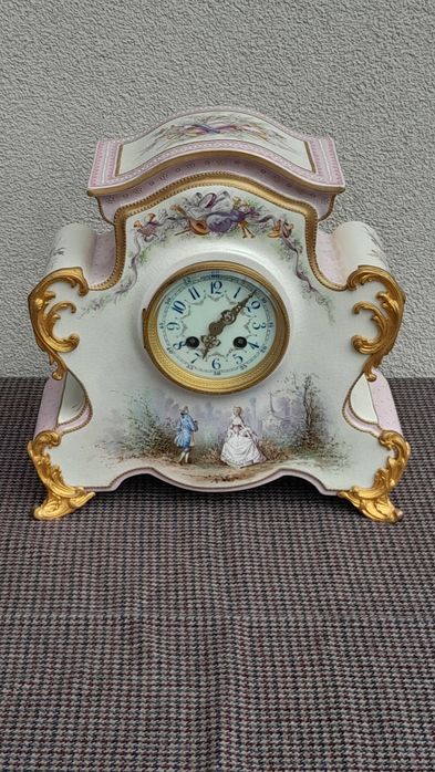 Piękny porcelanowy zegar kominkowy  Francja