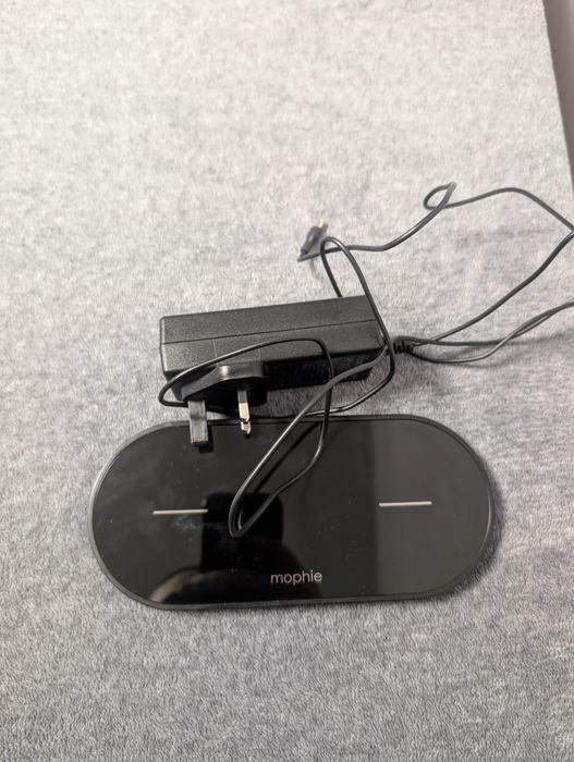 Беспроводная зарядка, станція  mophie 2 в 1