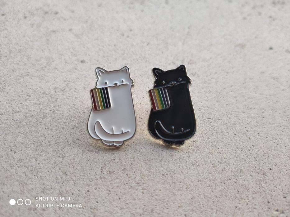 LGBT Cat Pins – Black/White