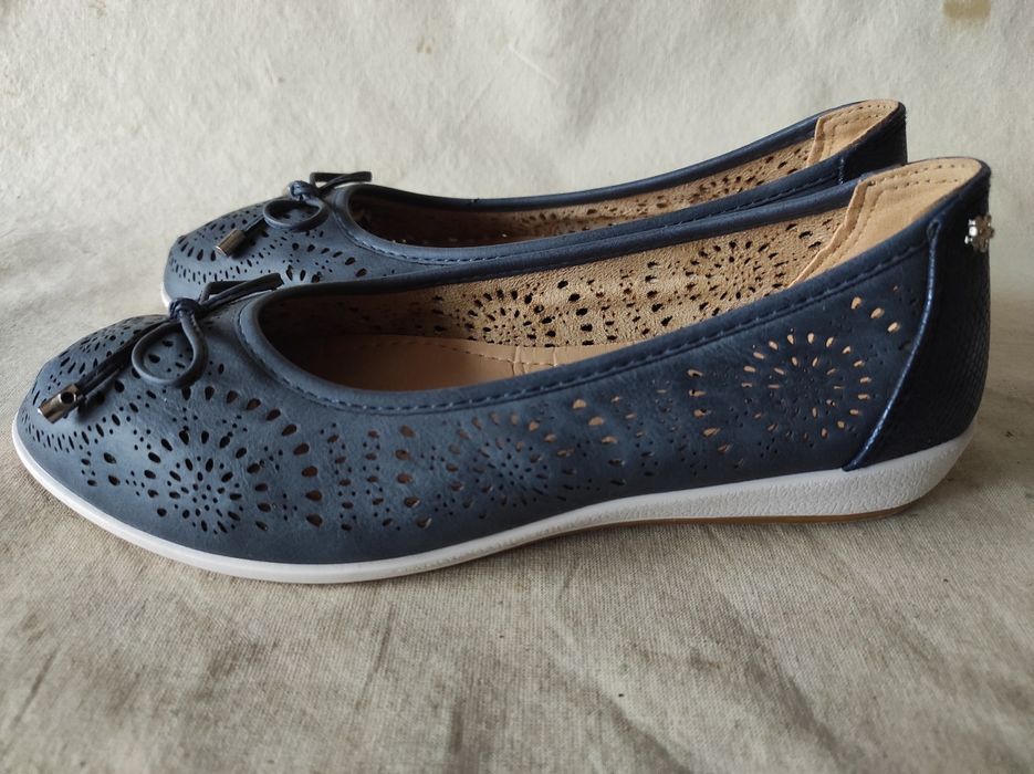 Baleriny damskie granatowe ażurowe Haner nr 38