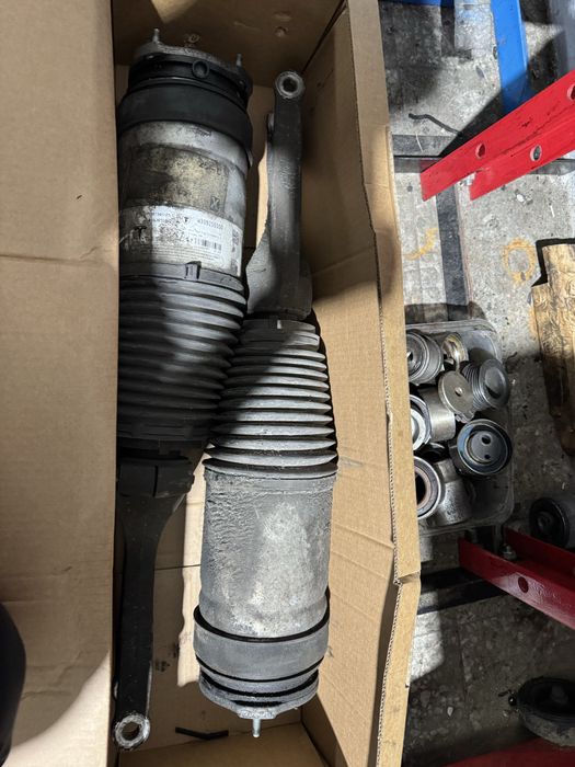 Amrotecedores frente Model S