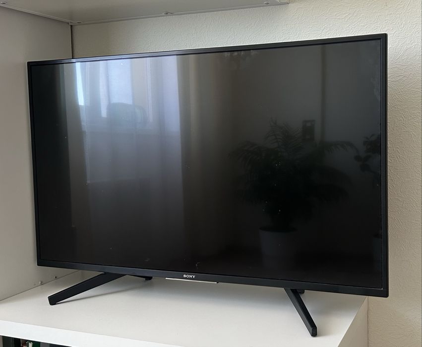 Телевізор SONY 4k, KD-43FX7096 і тумба в подарунок