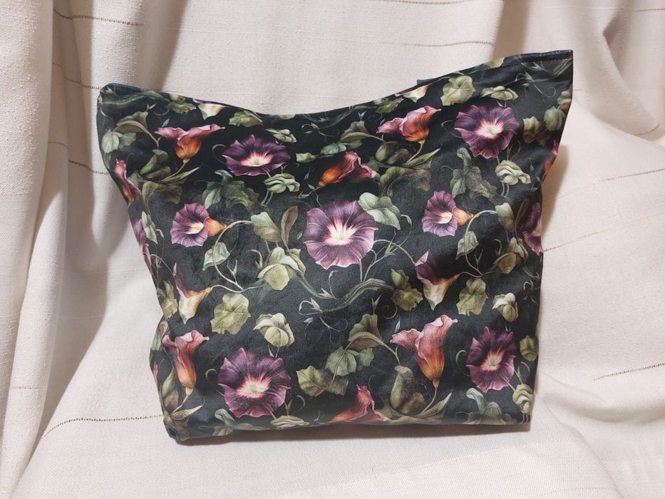 Torba szoperka w kwiatowy print