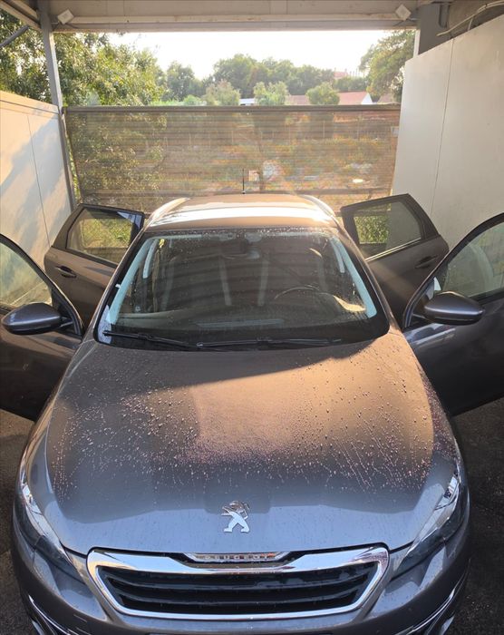 Vende-se Peugeot 308 SW 1.2 PureTech a gasolina (ano 2016)
